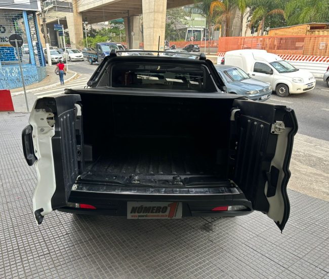 WhatsApp Image 2025-10-03 at 17.02.10