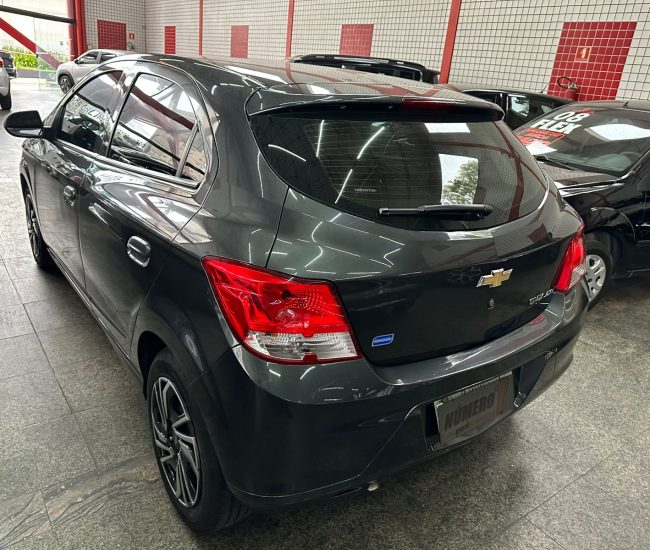 WhatsApp Image 2025-10-07 at 17.07.53