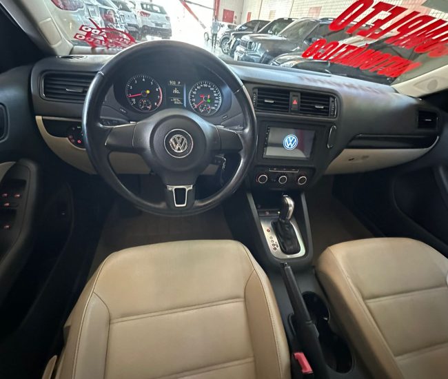 WhatsApp Image 2025-10-22 at 21.39.55 (2)